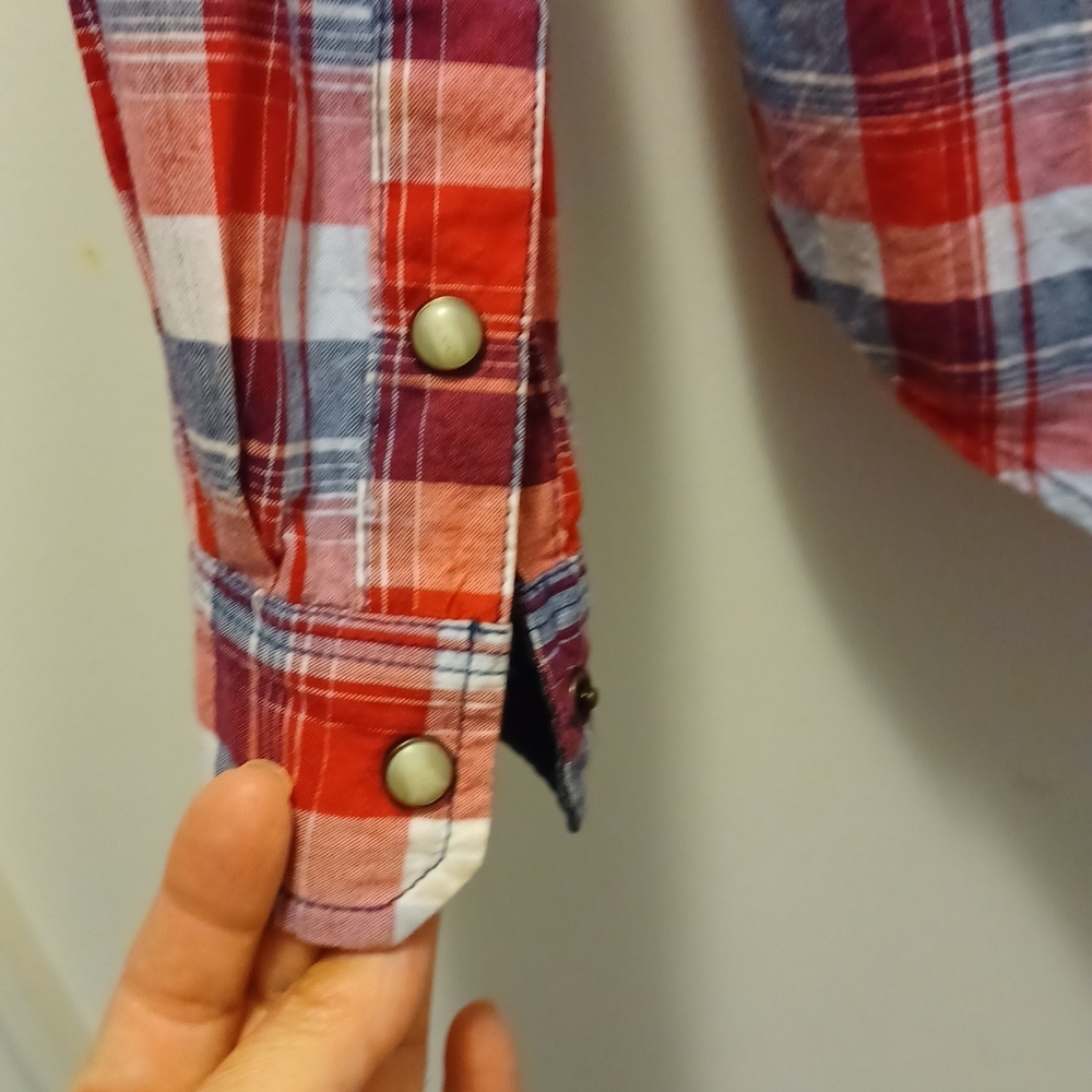Disney Parks Mens S Graphic Shirt Red Plaid Pearl Snaps Mackey mouse emb… - Picture 5 of 6